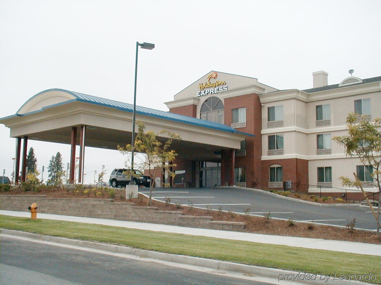 ทริปเปิล เพลย์ รีสอร์ต โฮเทล แอนด์ สวีท Hotel Hayden ภายนอก รูปภาพ